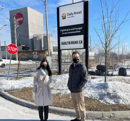 Haly Baran & Darryl Lee at the Daily Bread Food Bank in Toronto.